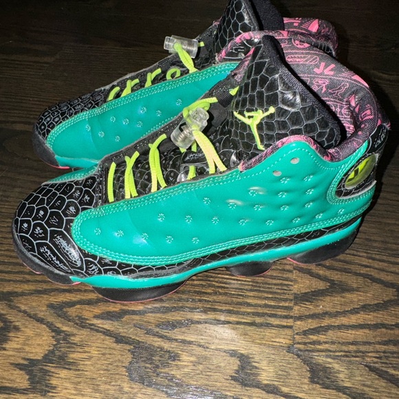 Air Jordan 13 “Doernbecher” - Picture 2 of 7